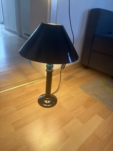 Tischlampe vermutlich - tischlampe,
